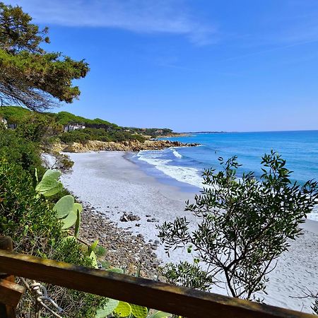 Villa Papiyon-Accesso Privato Alla Spiaggia Cala Liberotto Exterior photo